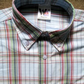 Ternet skjorte lys bl