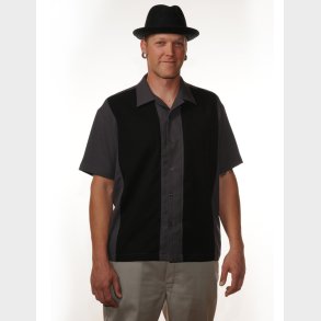 Steady Gr skjorte med sorte paneler