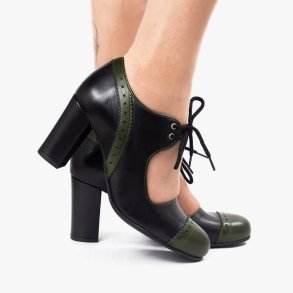 Margot smuk sort og grn snresko